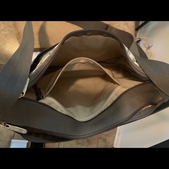 Snake skin print Lesportsac crossbody bag, used - Picture 6 of 7